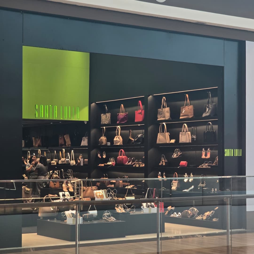 Logo da loja santa lolla